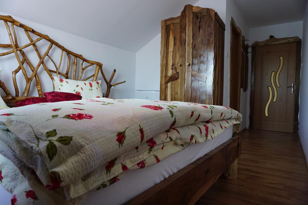 Hotel Casa Vlad Haţeg Exteriér fotografie